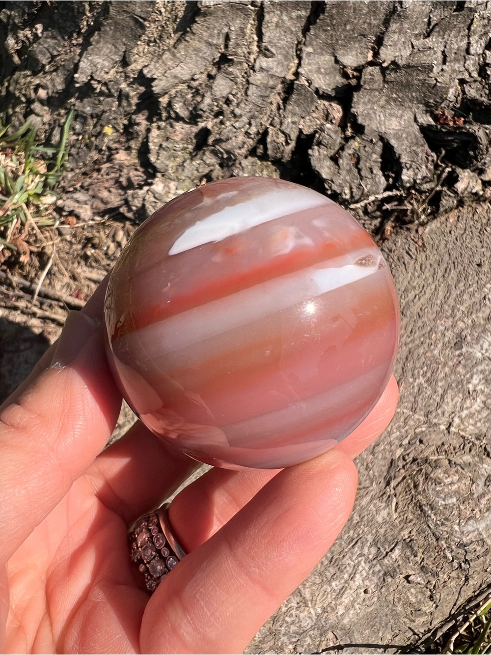 Agate (4) Sphere - crystal